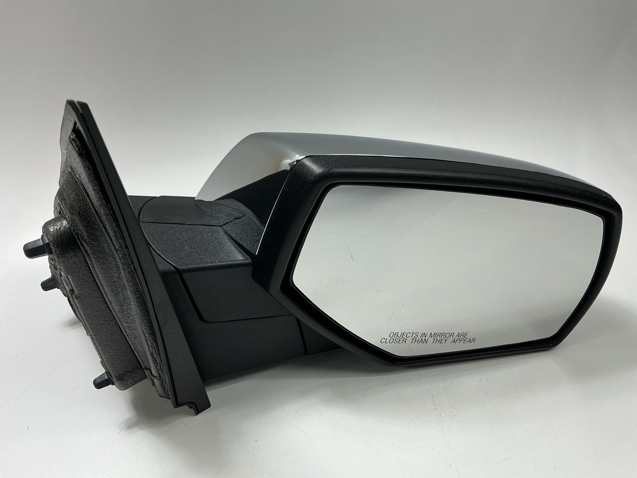 AFTERMARKET - Right Passenger Manual NON-Heated Door Mirror W/ Chrome Cover