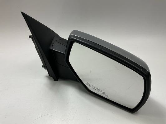 AFTERMARKET - Right Passenger Manual NON-Heated Door Mirror W/ Chrome Cover