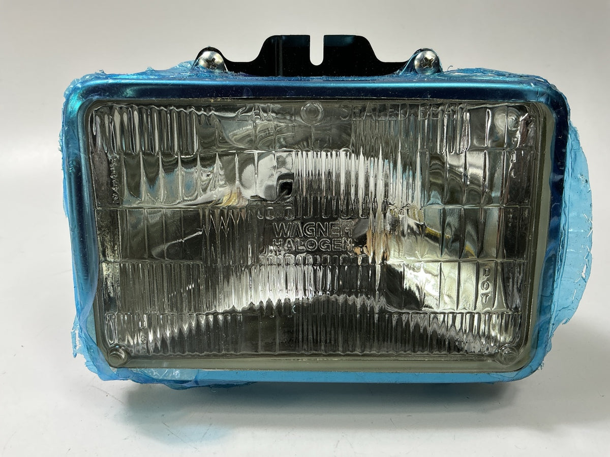 NEW AFTERMARKET Right Headlight Headlamp Low Beam - GM2501104