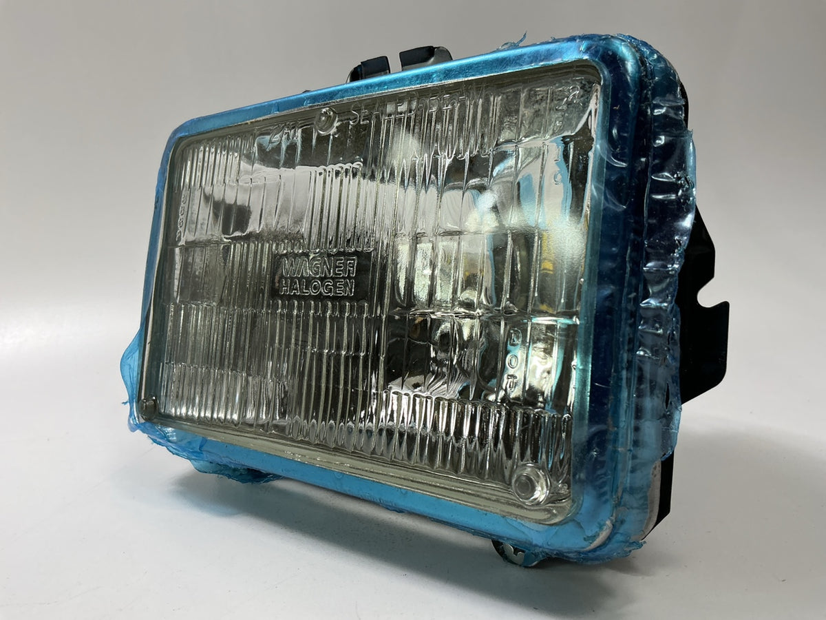NEW AFTERMARKET Right Headlight Headlamp Low Beam - GM2501104