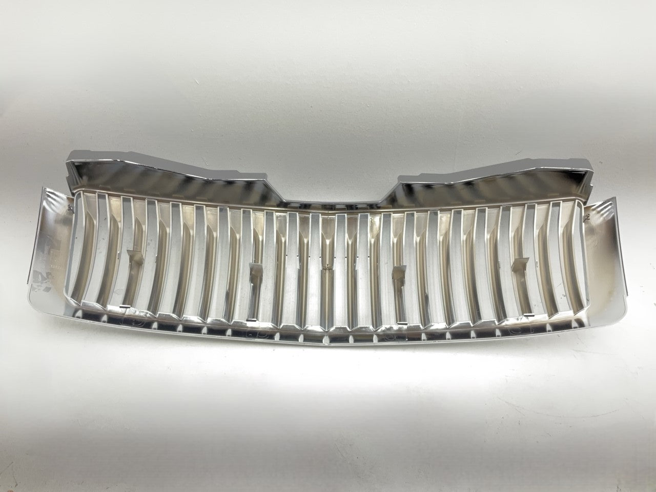 NEW AFTERMARKET Chrome Bumper Vertical Style Grille 72-GC-TAH07