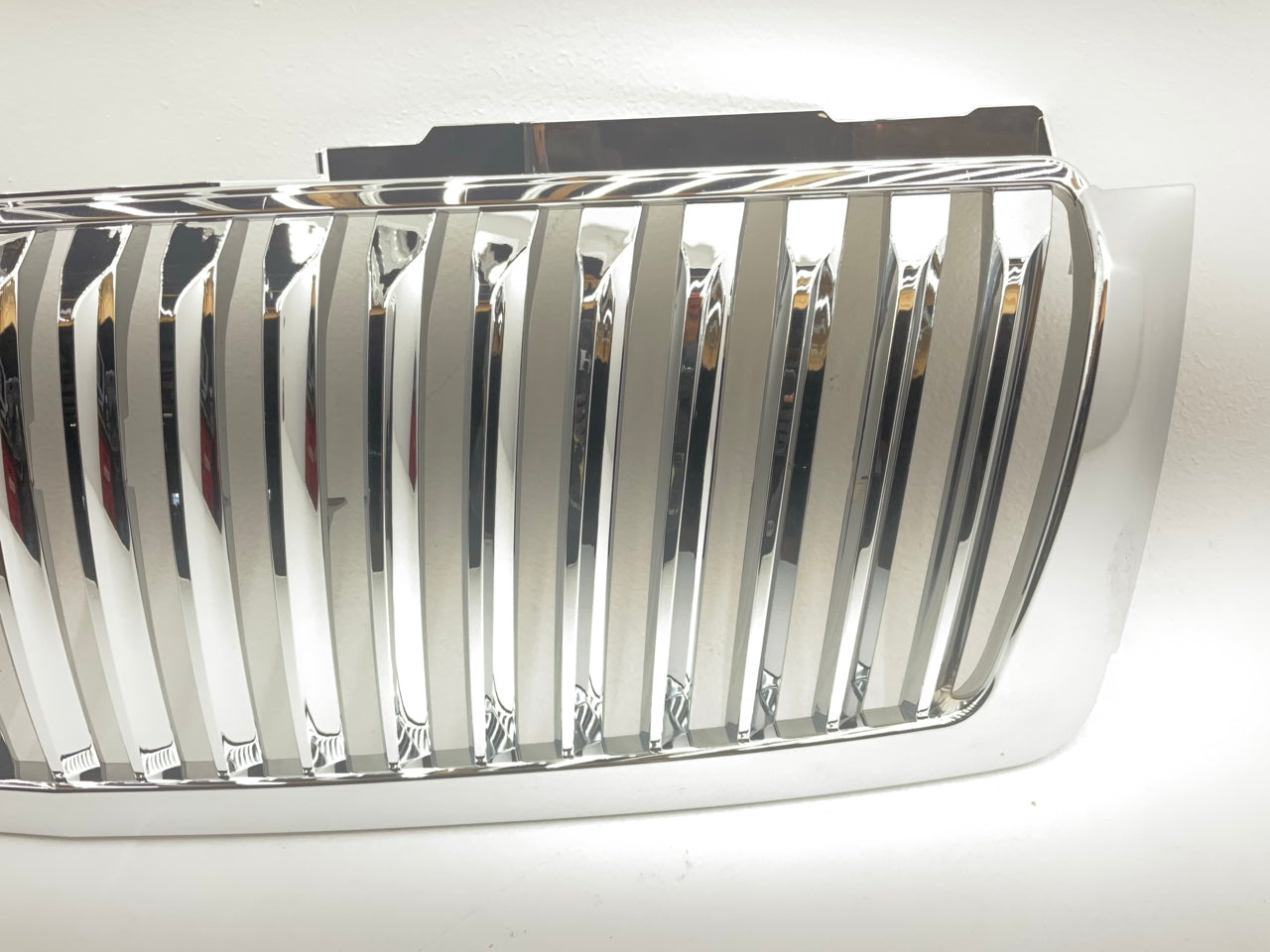 NEW AFTERMARKET Chrome Bumper Vertical Style Grille CVTA070AF