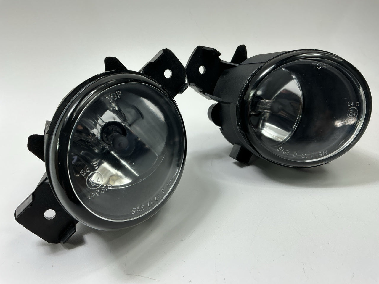 AFTERMARKET Fog Light Lamp Set W/ Wiring For 2013-2015 Nissan Sentra