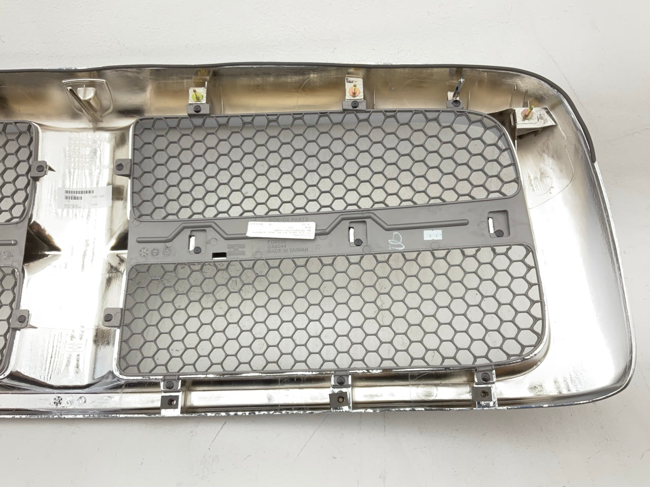 DG07049GAP Chrome Grille For 2002-2005 Dodge Ram 1500, 2500, 3500 Gray Honeycomb