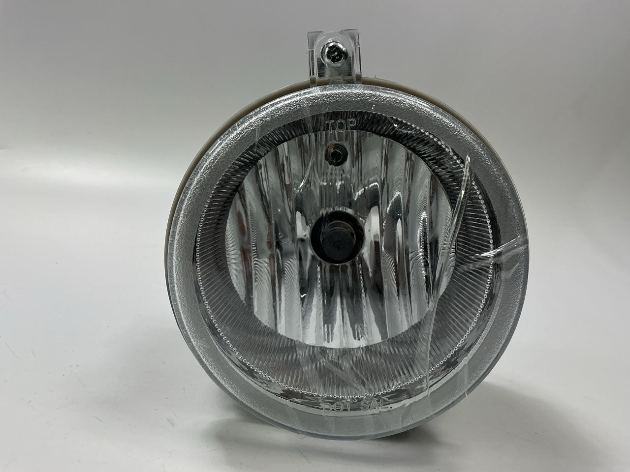 AFTERMARKET Driver & Passenger Side Fog Light Lamp Set - CH2592137