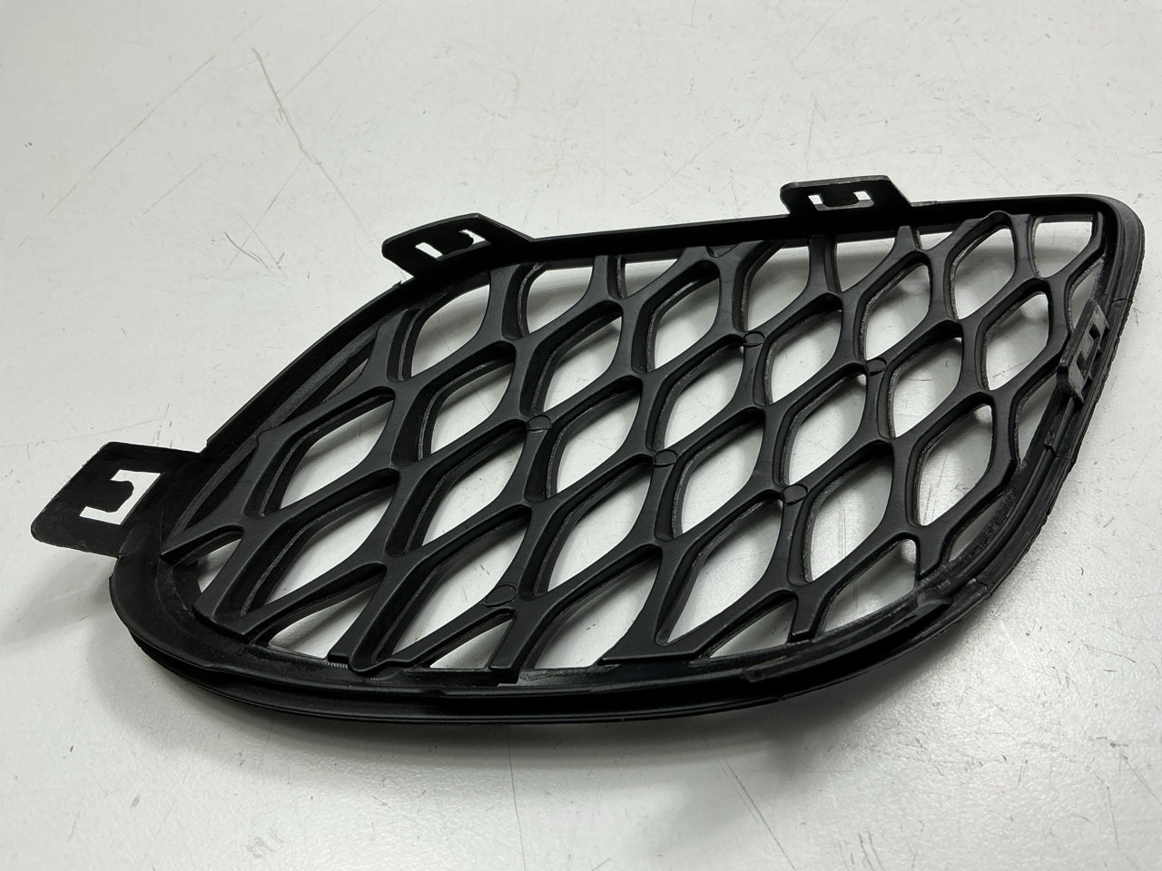 NEW AFTERMARKET Front Right Fog Light Lamp Cover CH1039168