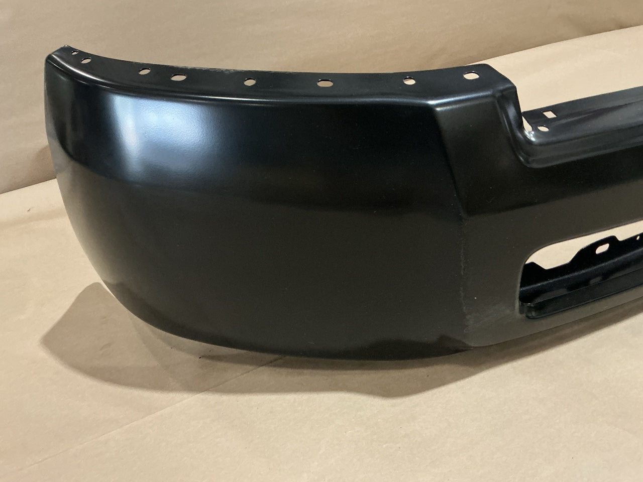 Black Steel Front Bumper For 2010-2012 Ram 2500 Ram 3500 W/o Fog Lamps CH1002389