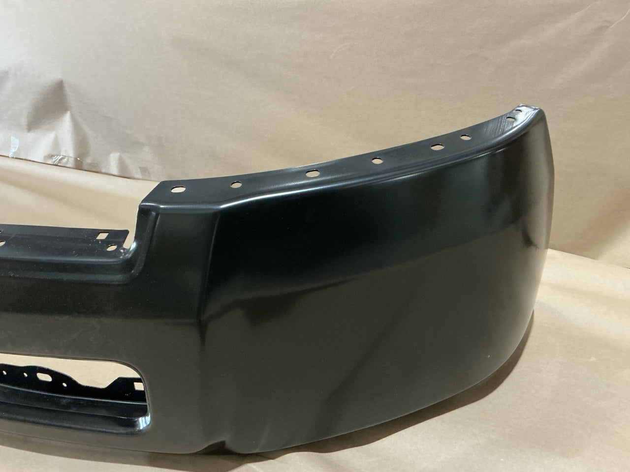 Black Steel Front Bumper For 2010-2012 Ram 2500 Ram 3500 W/o Fog Lamps CH1002389
