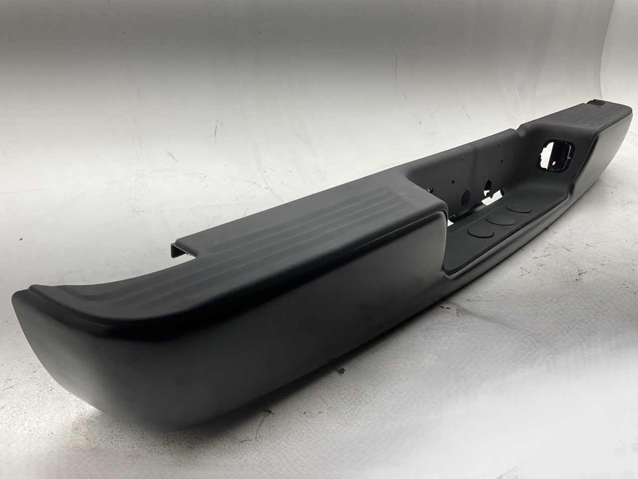 NEW DGT1018DB Rear Black Step Bumper For 2002-2009 Ram 1500 2500 3500 Pickup
