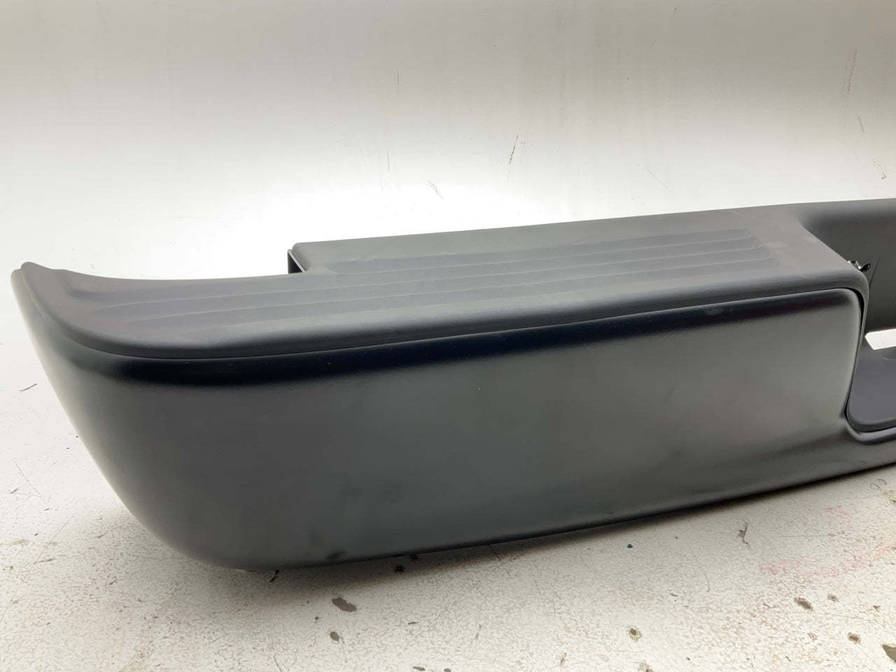 NEW DGT1018DB Rear Black Step Bumper For 2002-2009 Ram 1500 2500 3500 Pickup