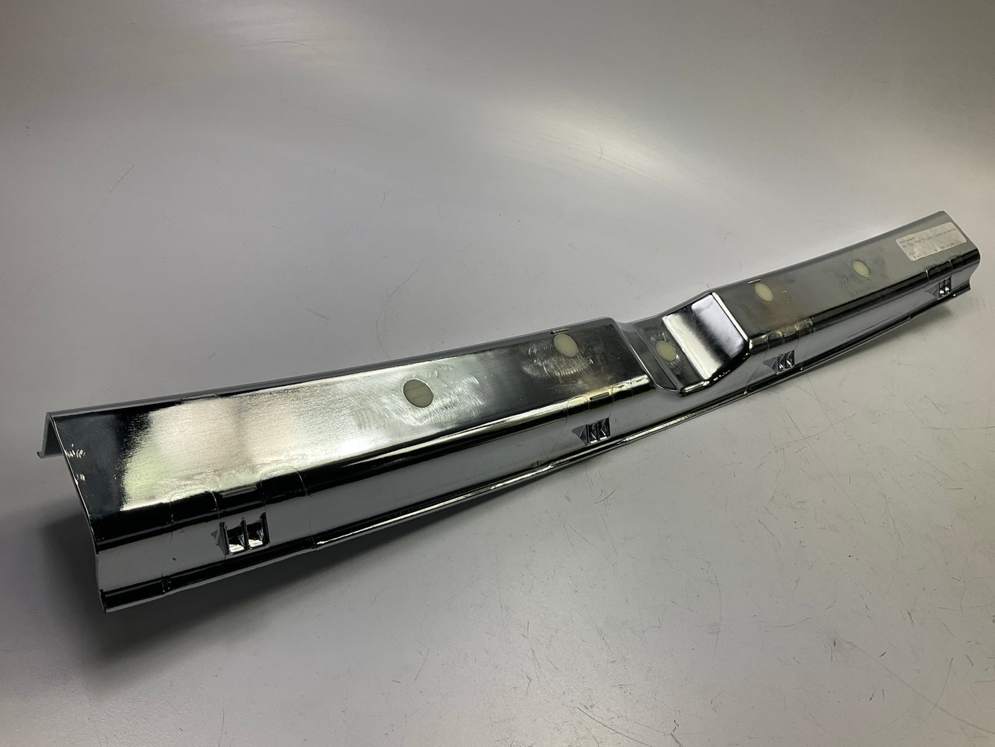 AFTERMARKET - Front Bumper Filler 02-09 Ram 1500, 06-09 Ram 2500 3500, CH1087122