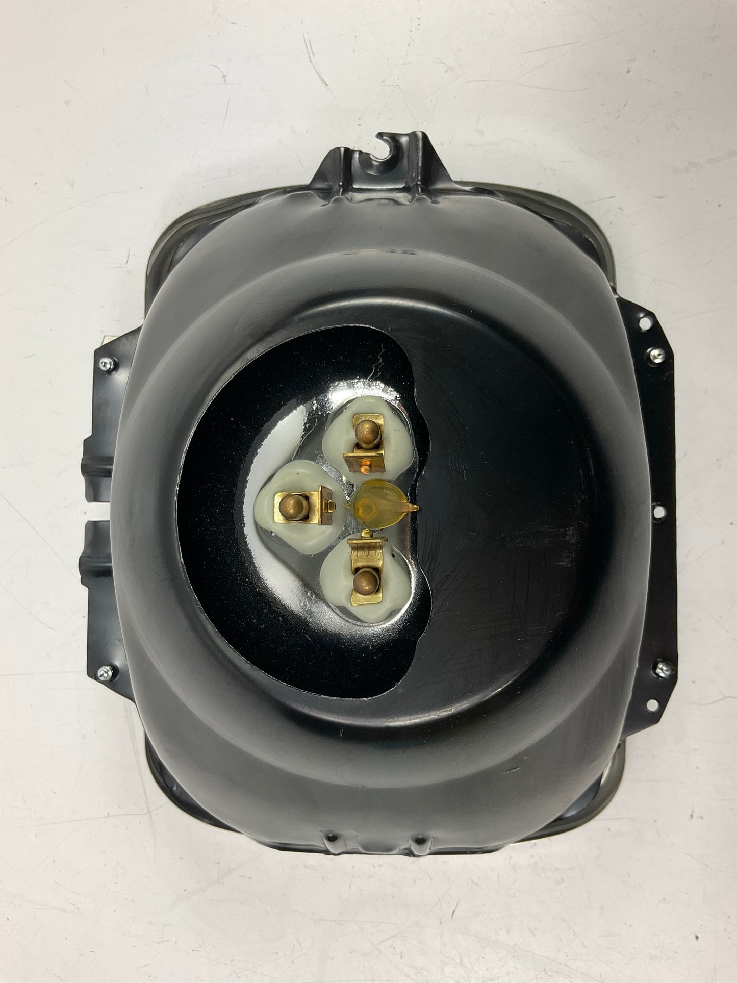 NEW AFTERMARKET - Halogen Sealed Beam Headlamp Headlight Bulb H6054
