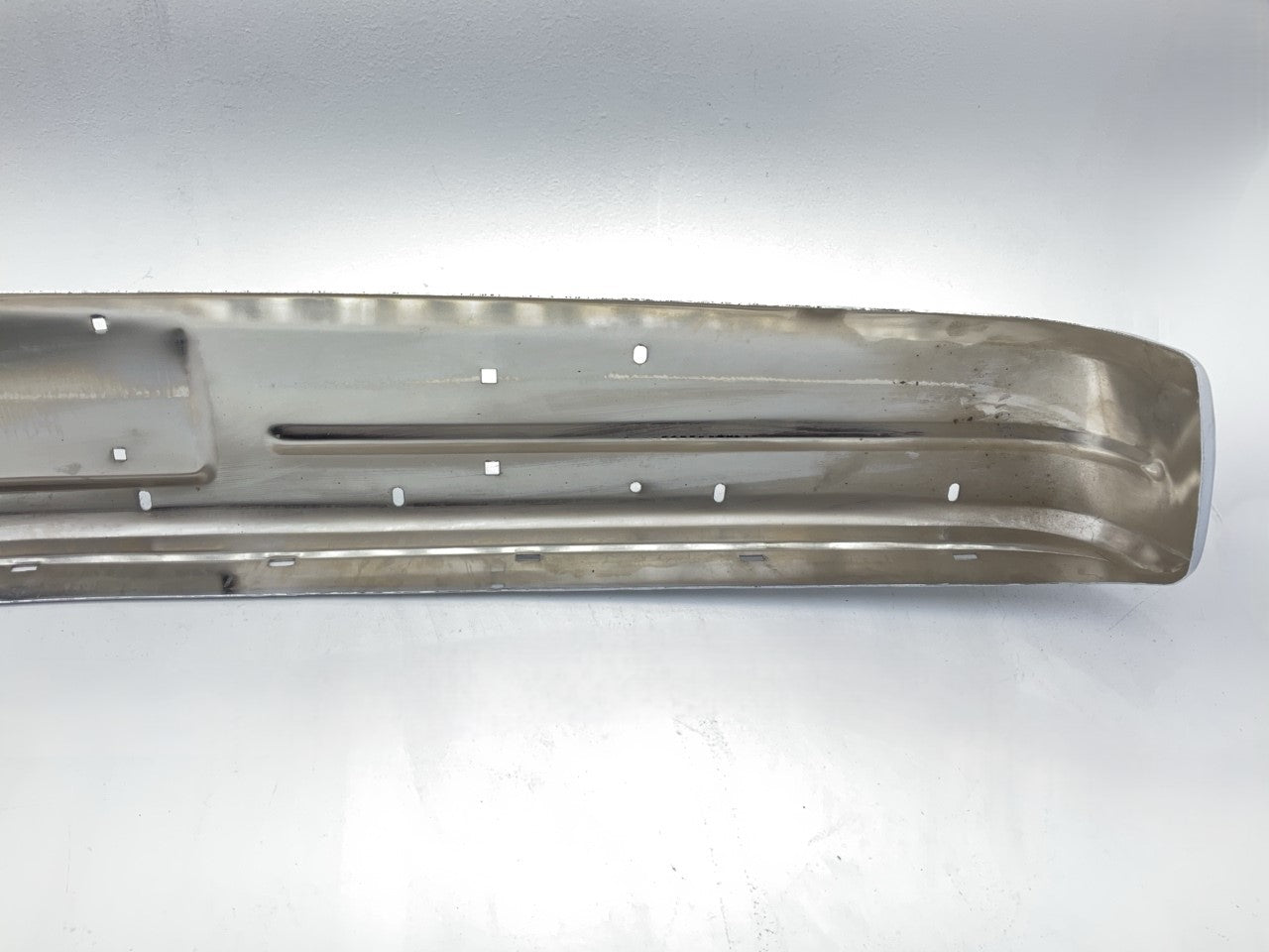 NEW AFTERMARKET Front Face Bar Bumper For 1986-93 Dodge D250 D350
