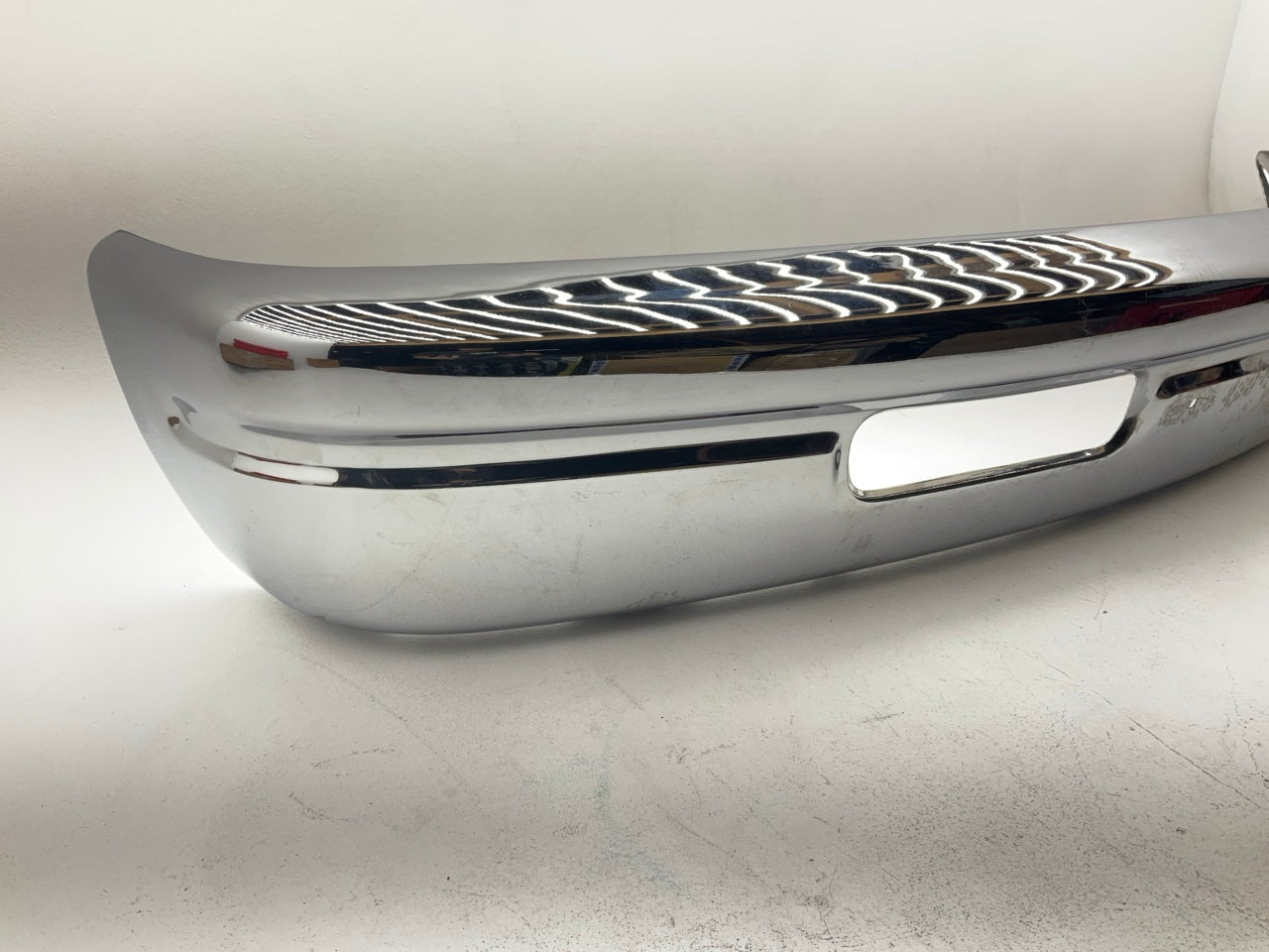 SURFACE SCRATCHES - AFTERMARKET Front Chrome Bumper For 1994-1996 Dodge Van