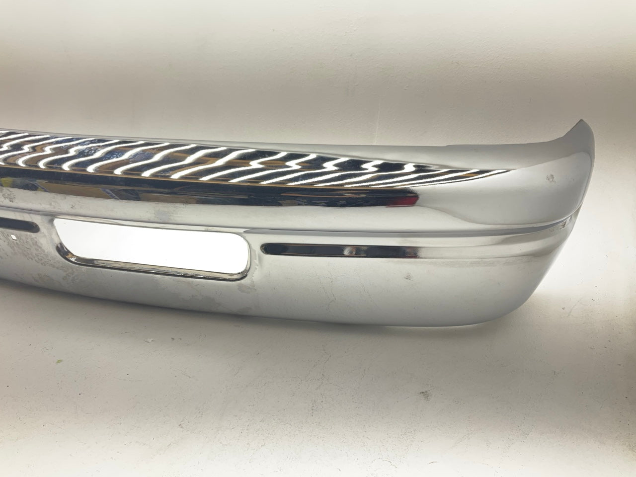 SURFACE SCRATCHES - AFTERMARKET Front Chrome Bumper For 1994-1996 Dodge Van
