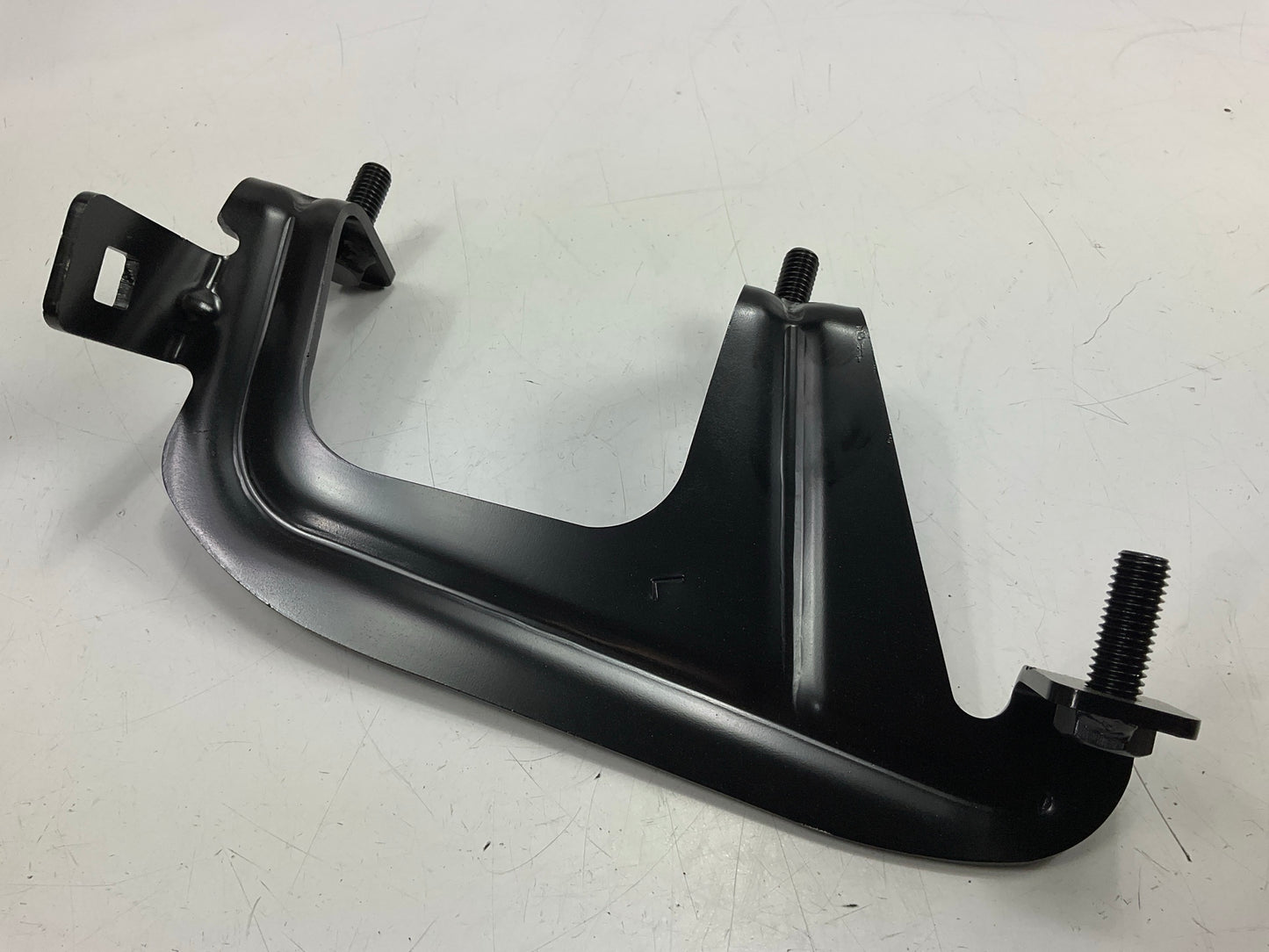 NEW AFTERMARKET DGV1019AL Front Left Bumper Reinforcement Bracket