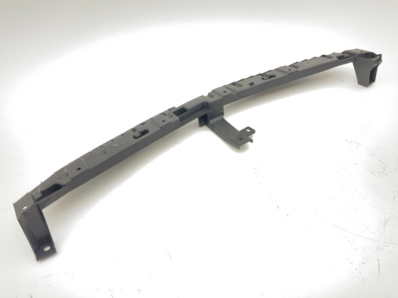 New DS42A18A Front Upper Bumper Covert Retainer Trim For 2016-2023 Nissan Maxima