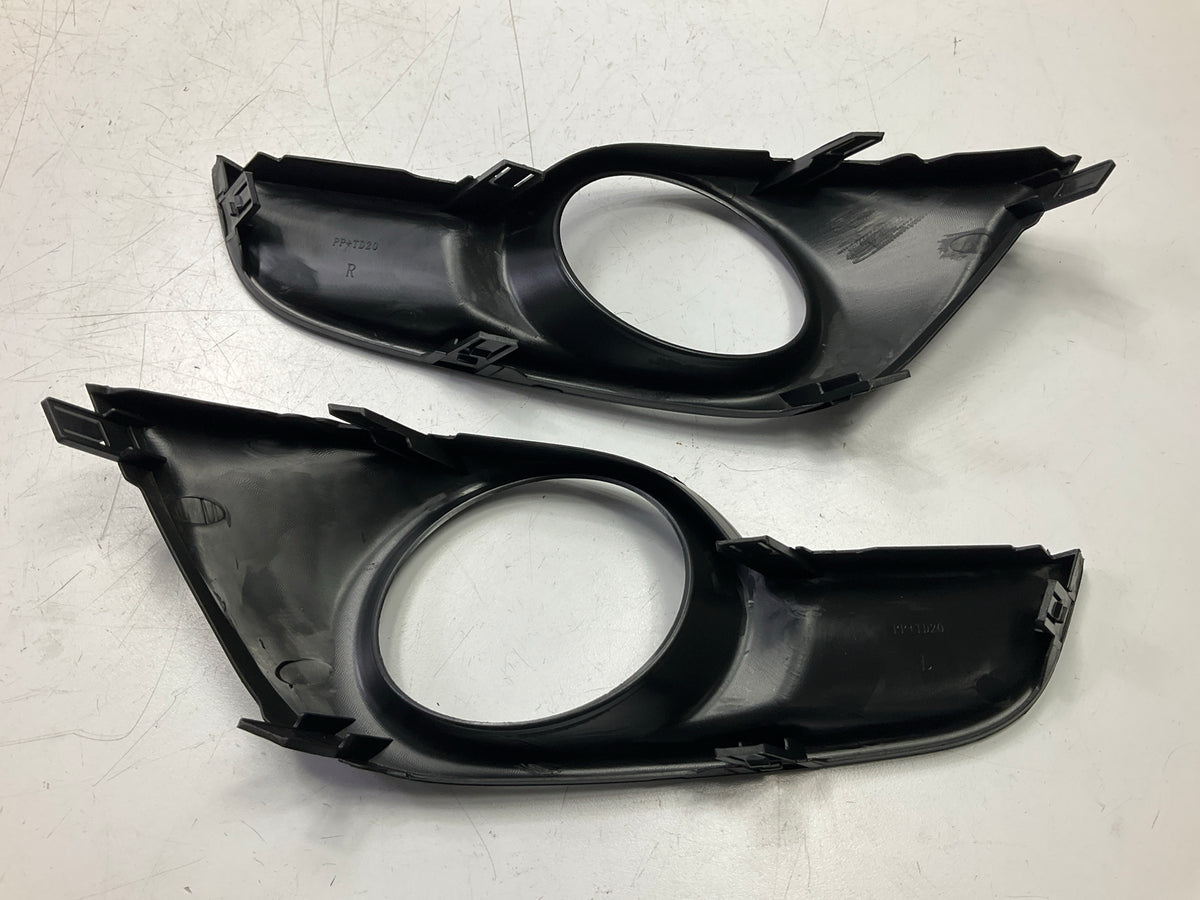 NEW AFTERMARKET DSA1095UA2 Fog Light Lamp Kit For 2013-2015 Nissan Altima 4-Door