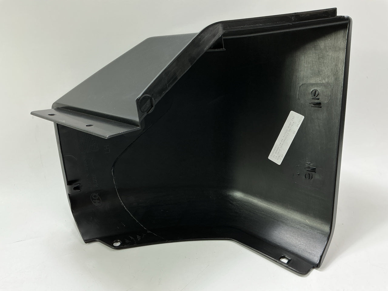 Rear Left Bumper End Cover DSAR009CL For 2005-2007 Nissan Armada