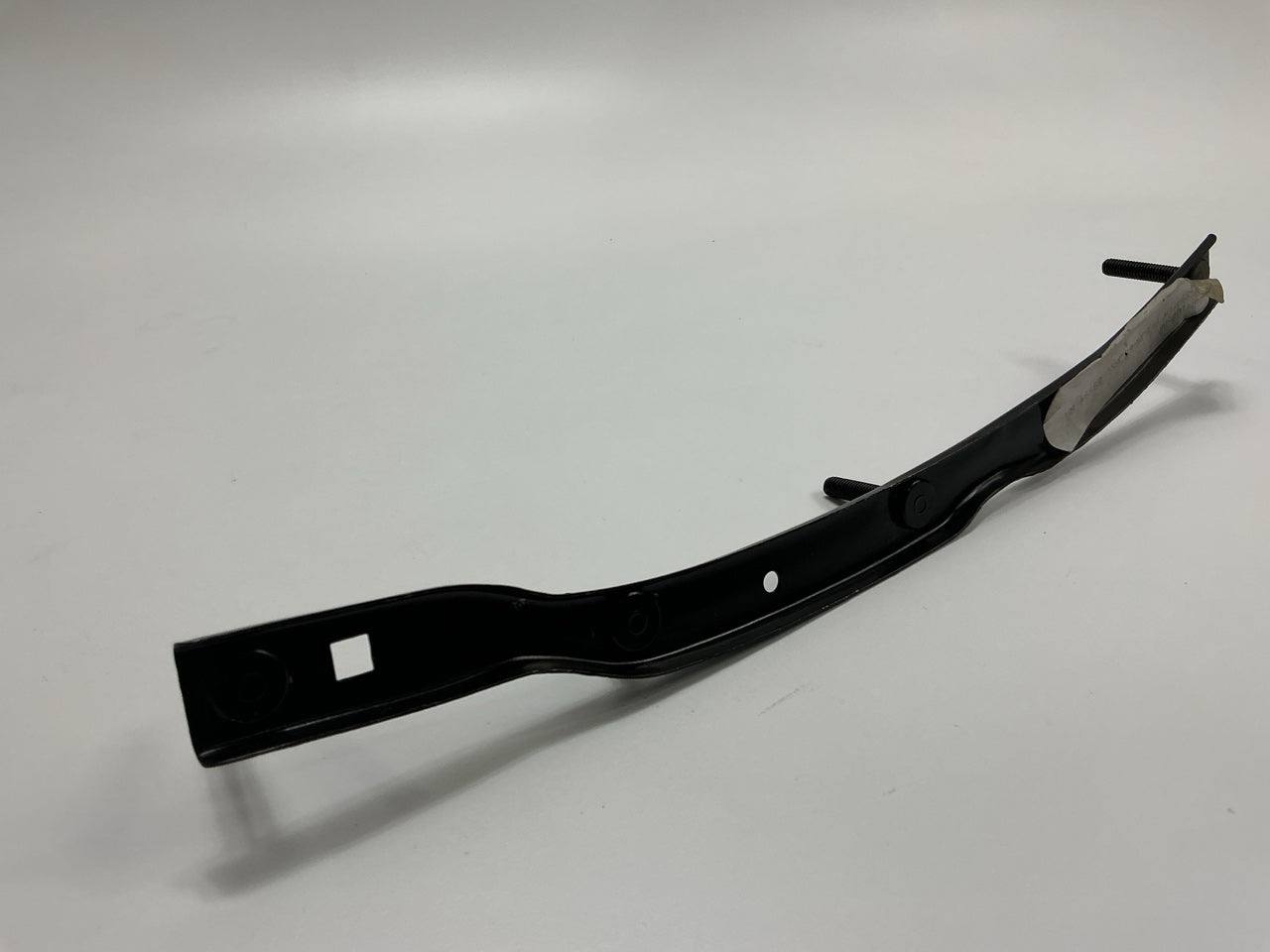 NEW - AFTERMARKET DSM1006BR Front Right Bumper Bracket For 1989-94 Maxima 3.0L