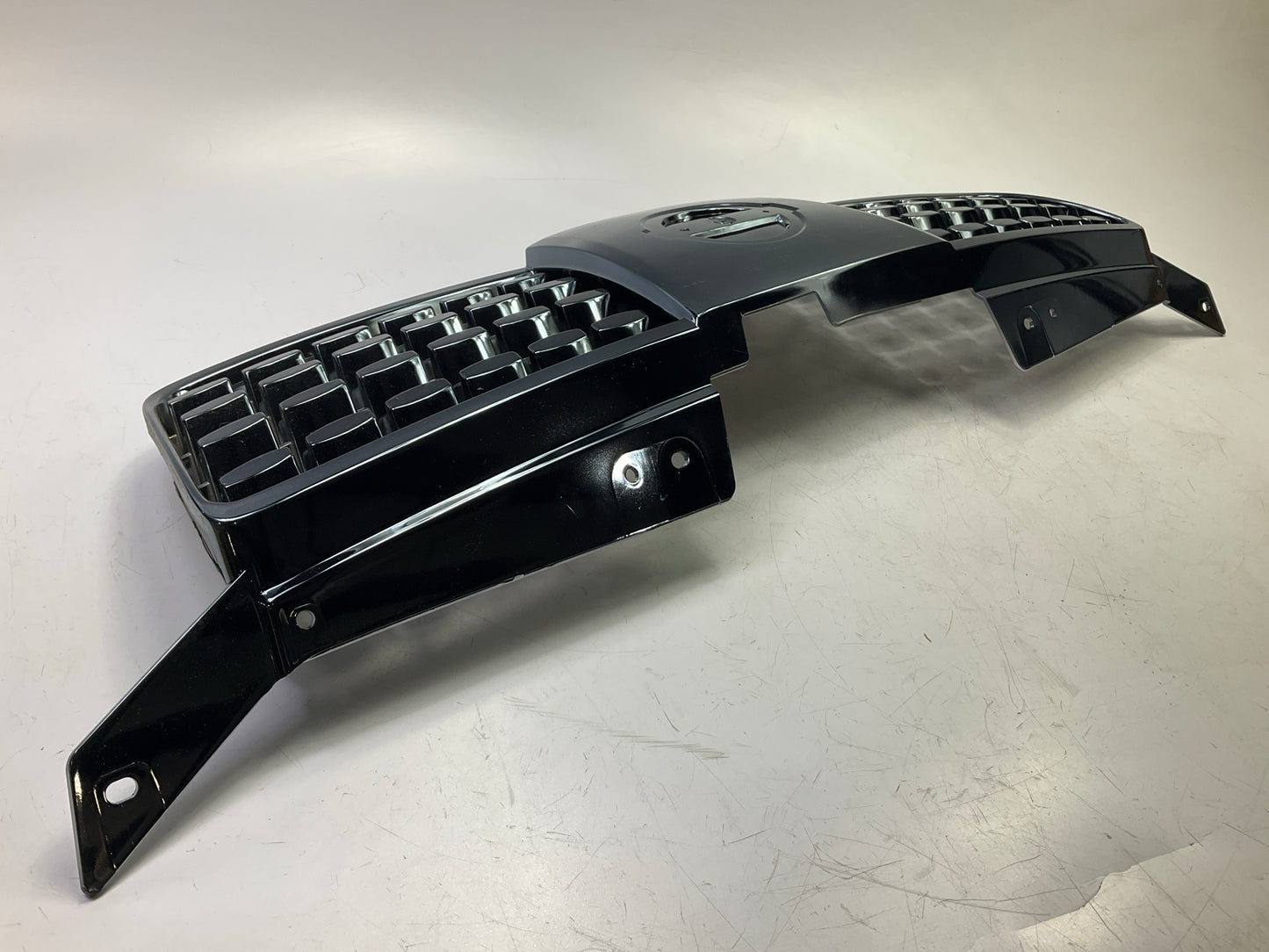 NEW DSM1070AF Chrome Grille For 2004-2006 Nissan Maxima