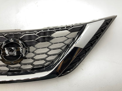 AFTERMARKET Chrome Shell With Gloss Black Insert Grille For 16-19 Nissan Sentra