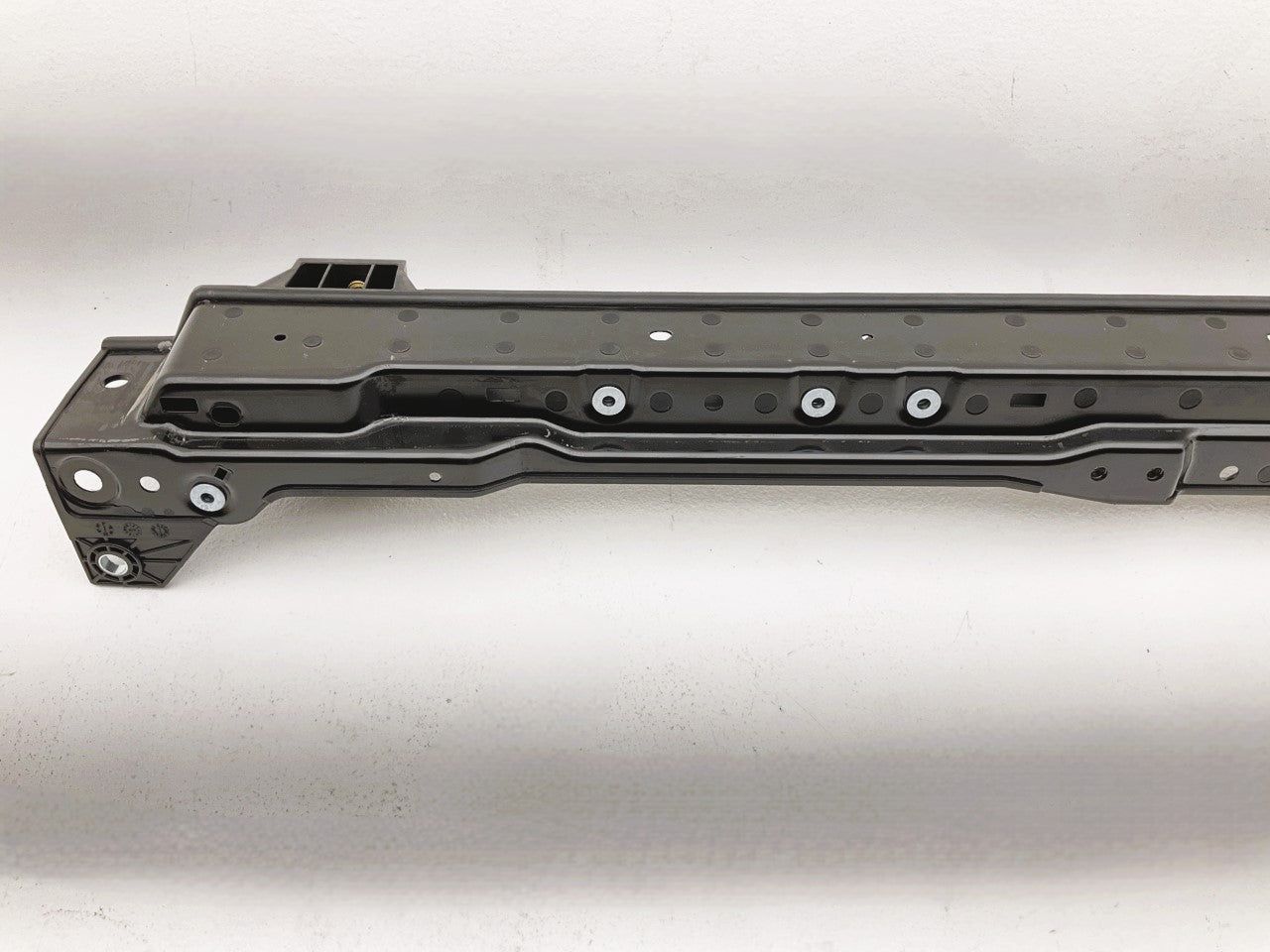 AFTERMARKET Upper Radiator Support Core For 2016-2017 Nissan Titan XD