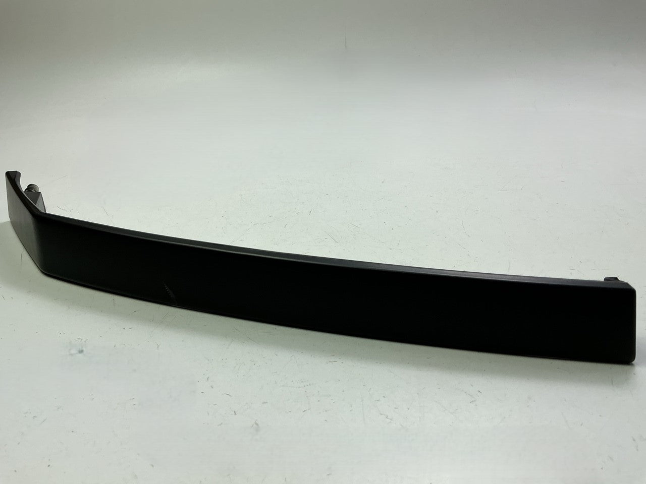 NEW AFTERMARKET Front Right Bumper Filler For 2005-15 Nissan Armada, Titan