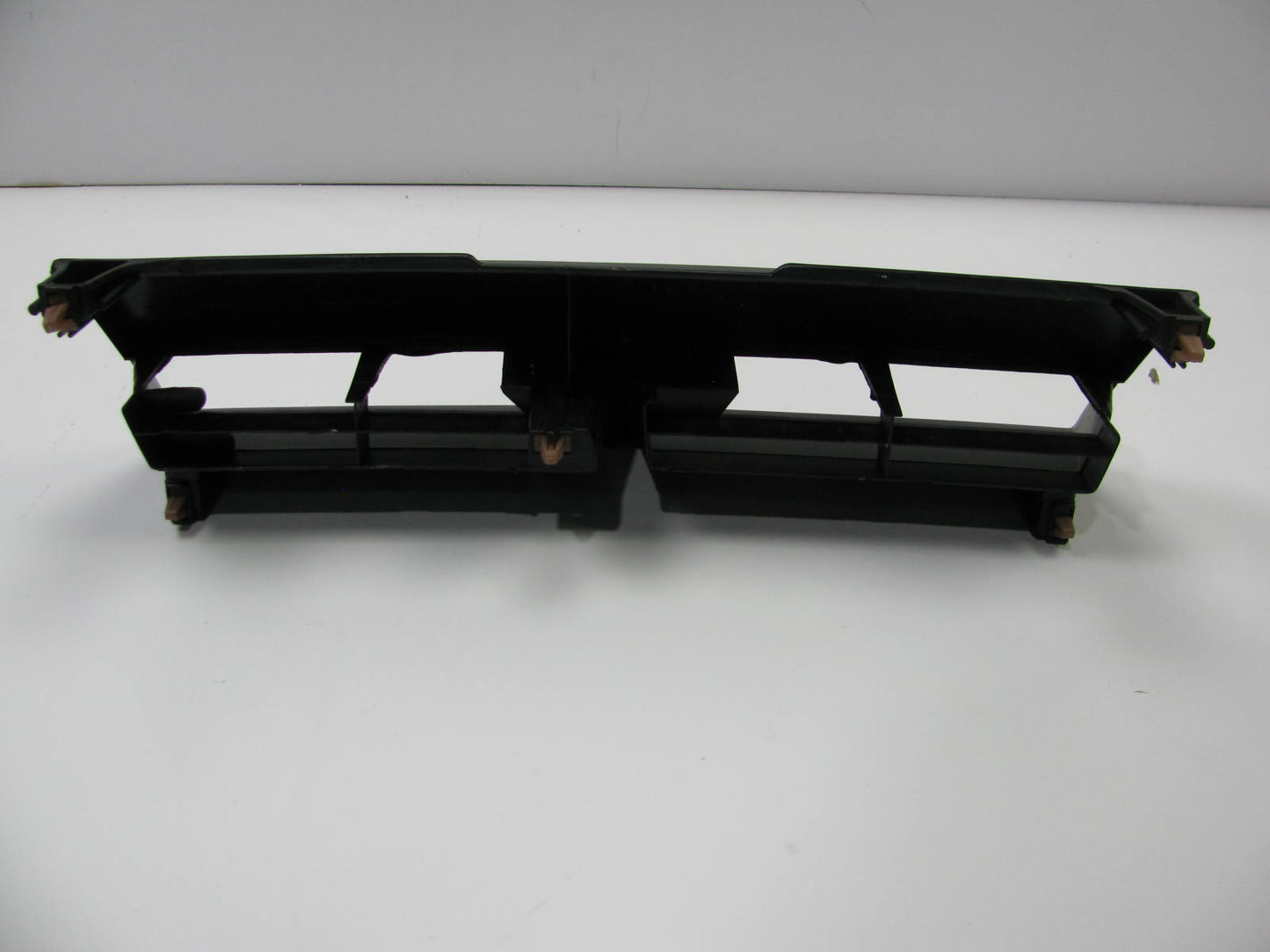 NEW AFTERMARKET Front Grille Black For 1987-1988 Nissan Sentra DT24-1040C
