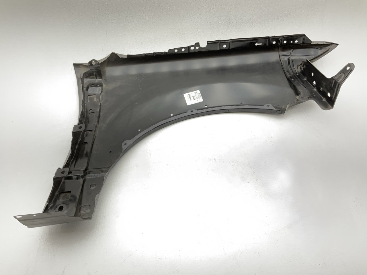 FDE3001AL  Front Left Driver Side Fender 2003-2006 Ford Expedition W/ Mold. Hole