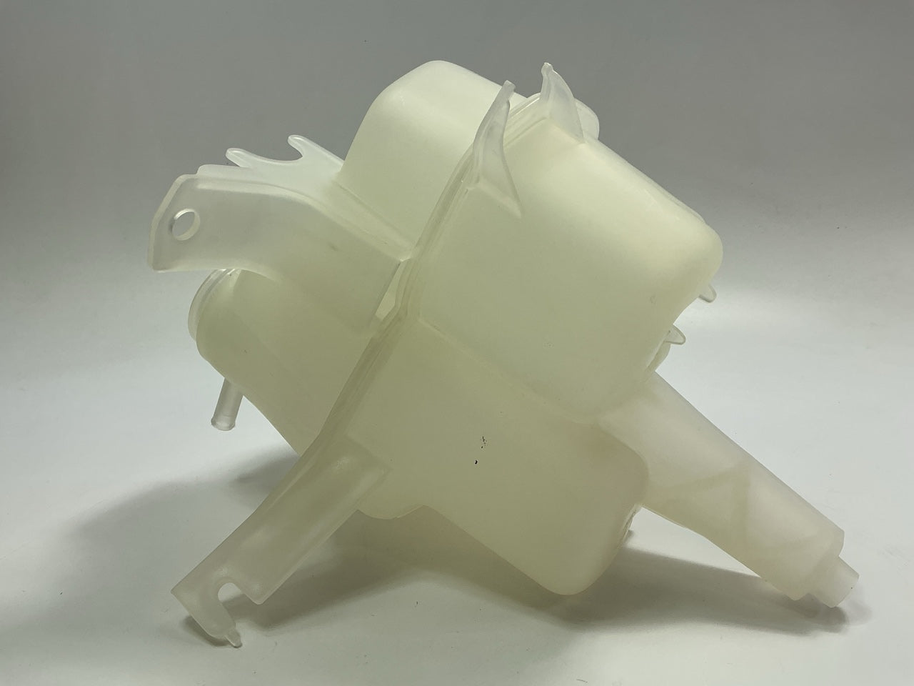 NEW - AFTERMARKET FDEC046AD Radiator Coolant Overflow Reservoir Tank