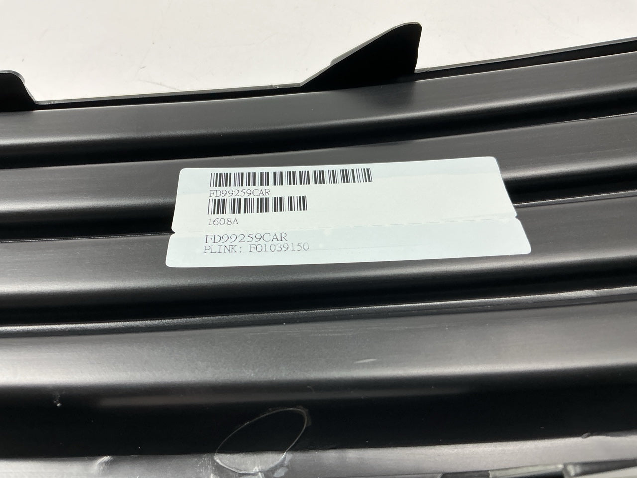 Front Right Passenger Side Fog Light Cover For 2015-18 Ford Focus - AFTERMARKET