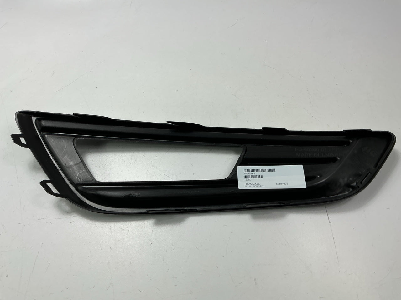 Front Left Driver Side Fog Light Lamp Bezel For 2015-18 Ford Focus - AFTERMARKET