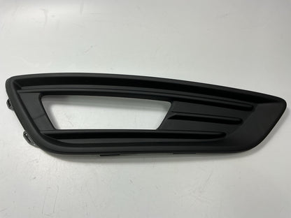 Front Right Passenger Side Fog Light Lamp Bezel For 15-18 Ford Focus AFTERMARKET
