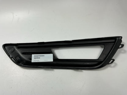Front Right Passenger Side Fog Light Lamp Bezel For 15-18 Ford Focus AFTERMARKET