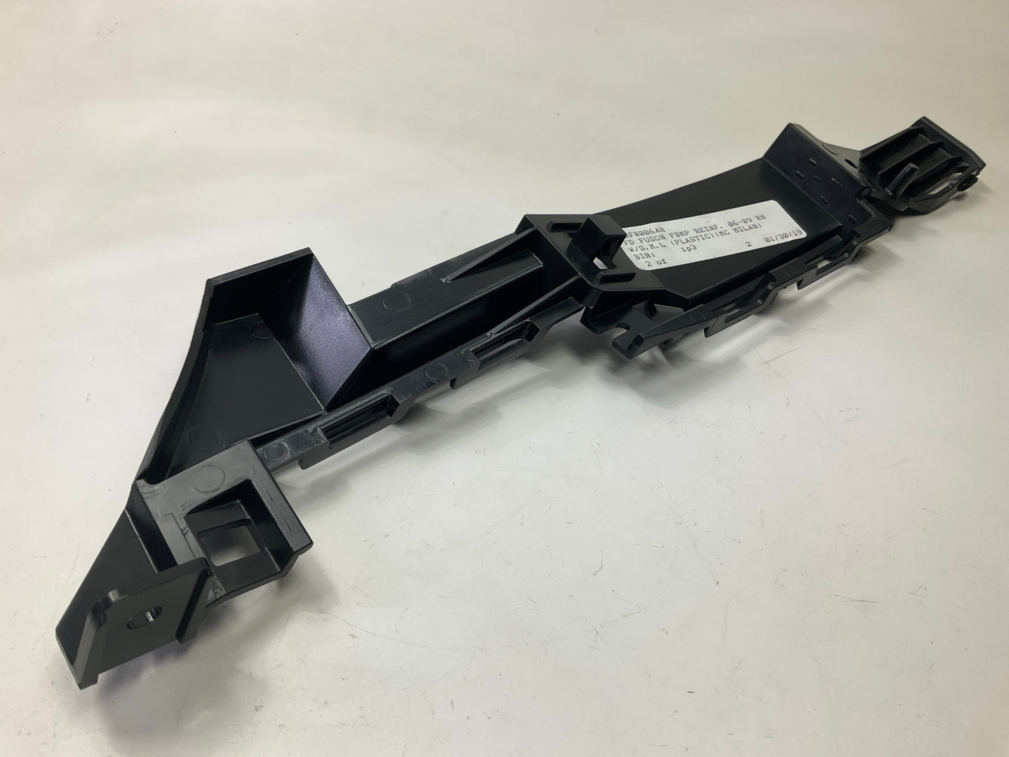 NEW AFTERMARKET Front Right Bumper Reinforcement Bracket - FO1027114