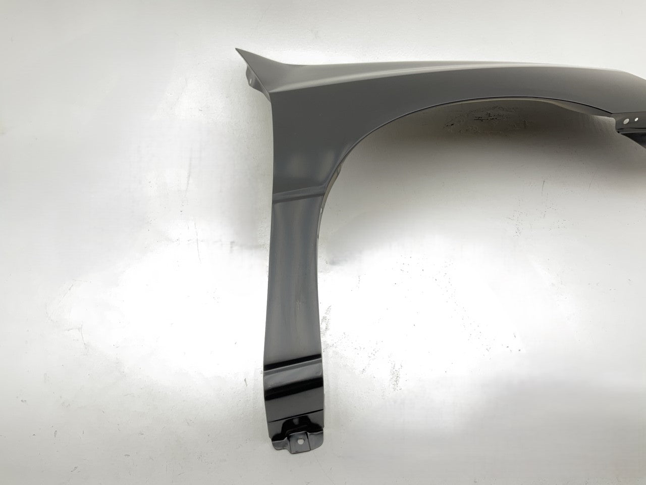 NEW FDFR001AR Front Right Fender - 2004-2007 Ford Freestar, Mercury Monterey