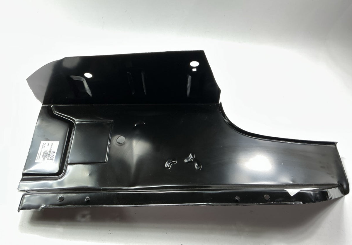 AFTERMARKET - FDM1043AR Right Passenger Trunk Floor Concours