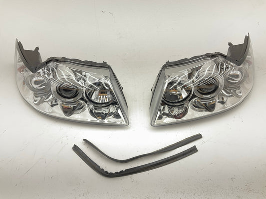 COSMET. DAMAGE 99-04 Mustang LED Halo Projector Headlights Head Lamps Left+Right