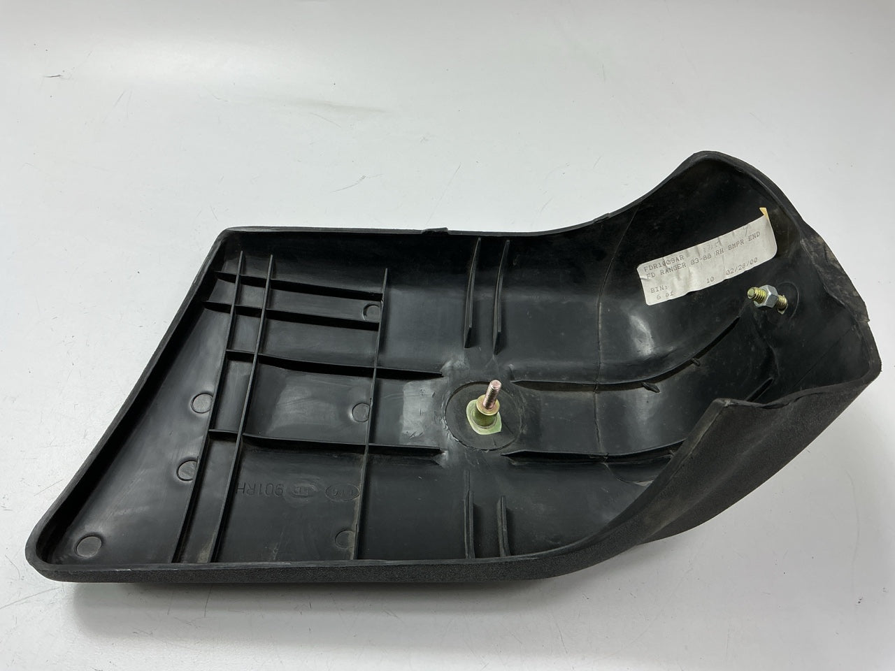 NEW AFTERMARKET Right Bumper End Cap For 1983-88 Ford Ranger
