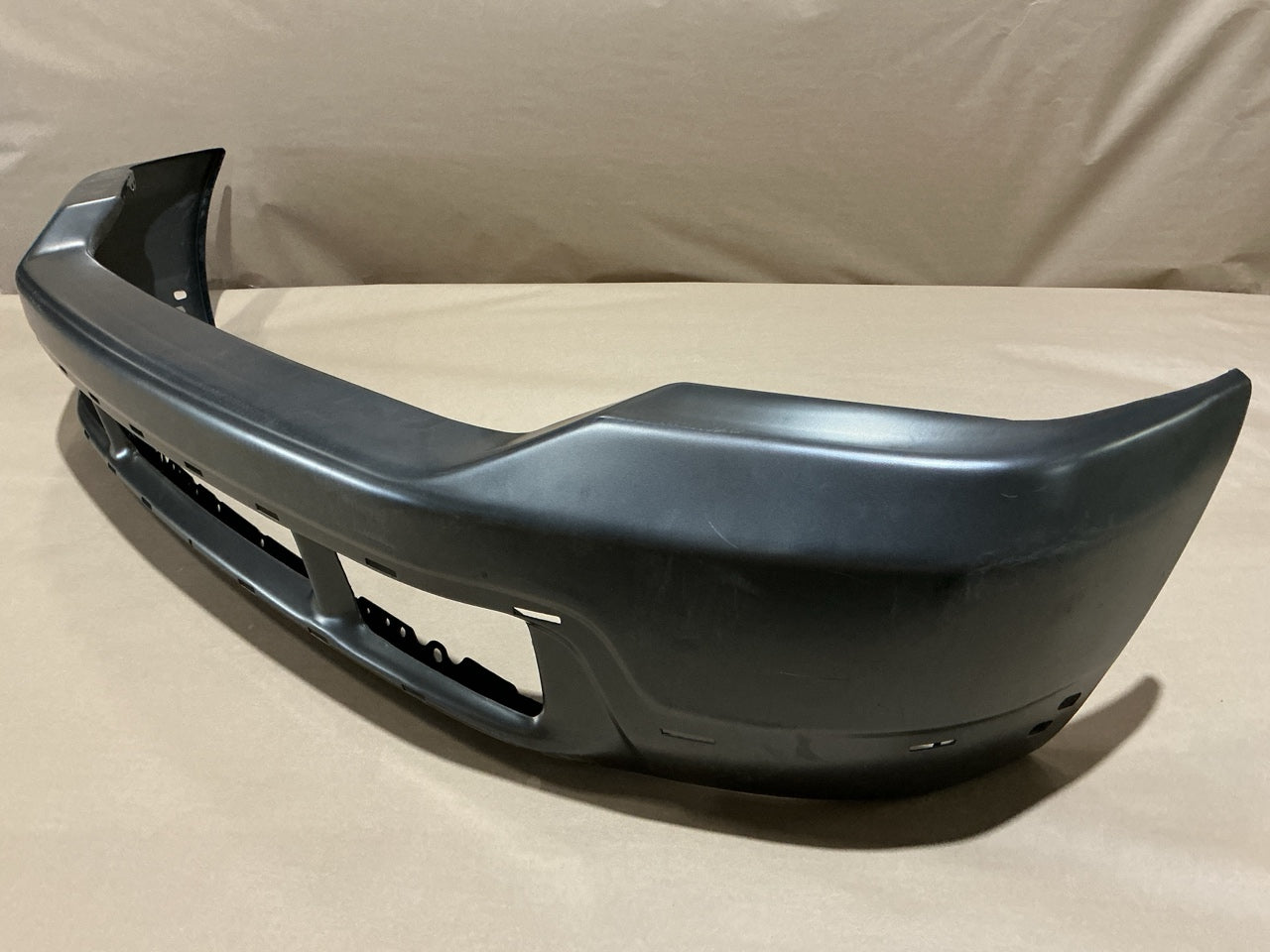 FDT1008LB Front Steel Bumper - 2002-2004 Ford F-250 F-350 SD Super Duty