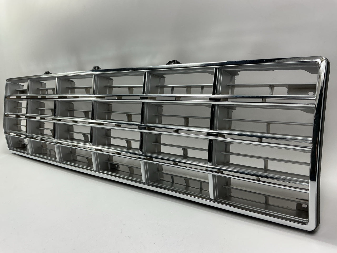 NEW AFTERMARKET FDT1070GE Early Style Grille - 1980-1981 F-150 F-250 F350 Bronco