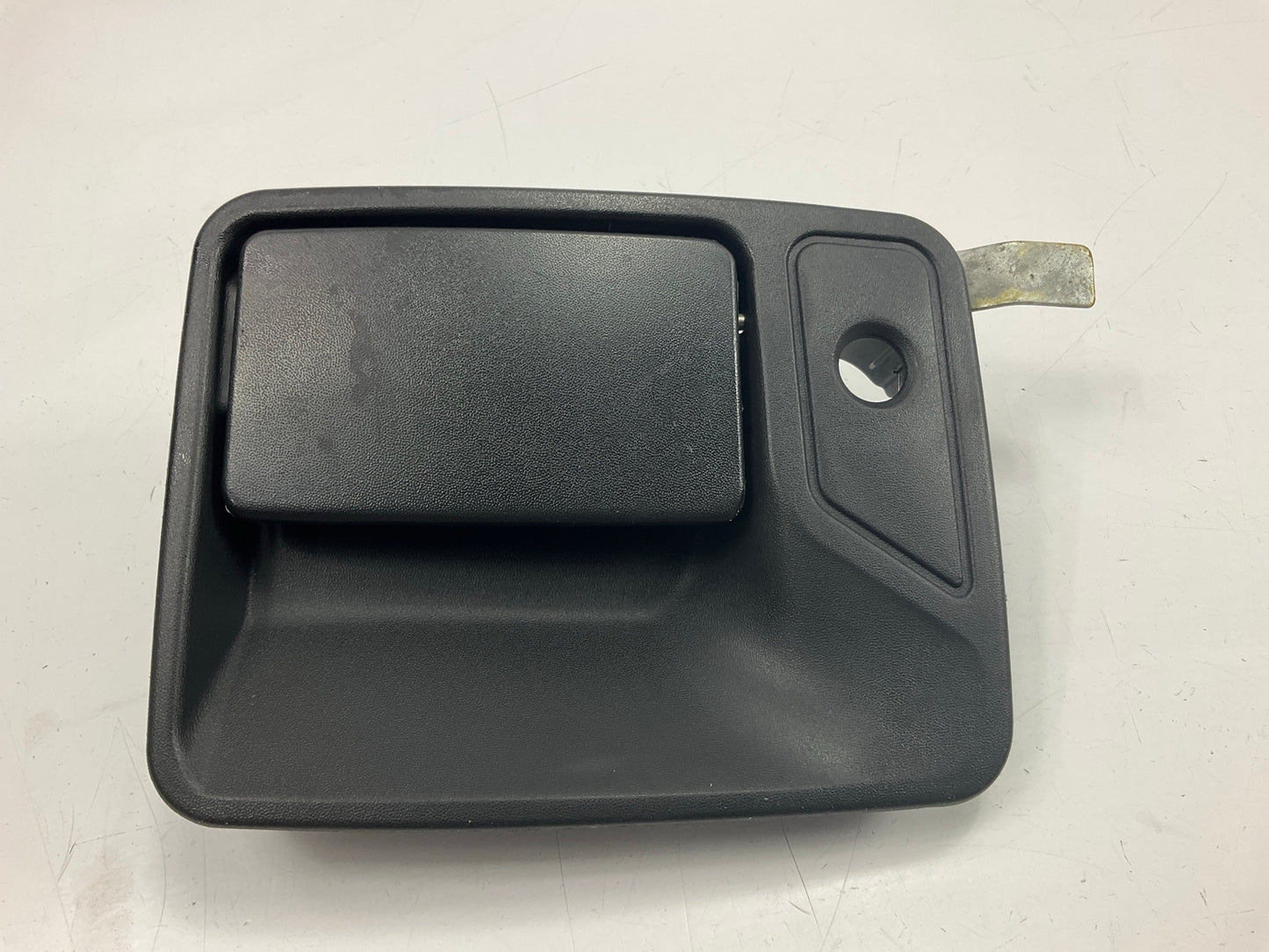 NEW AFTERMARKET FDT1086GL Front Left Exterior Door Handle FO1310123