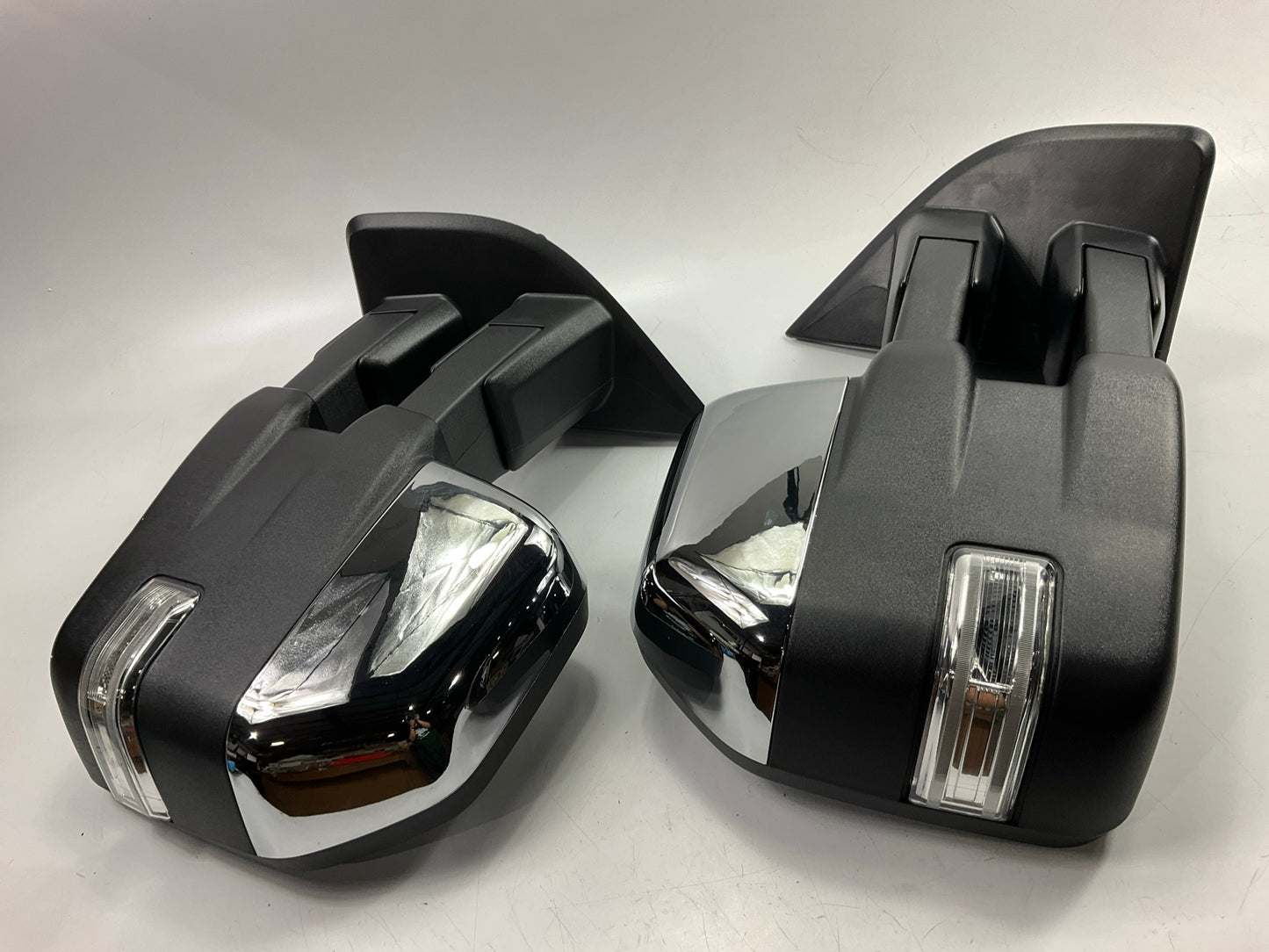 FDT1087WB2   2015-2020 Ford F-150 Power, With Signal, Heated Tow Mirrors 8-pin