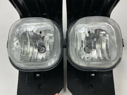 AFTERMARKET - Fog Lights Lamp Set W/ Bracket Mount FO2592211