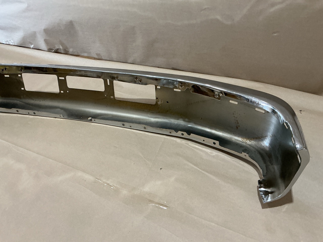 NEW AFTERMARKET FO1002254 Front Chrome Bumper 1993-1996 Ford F-150, F-250 Bronco
