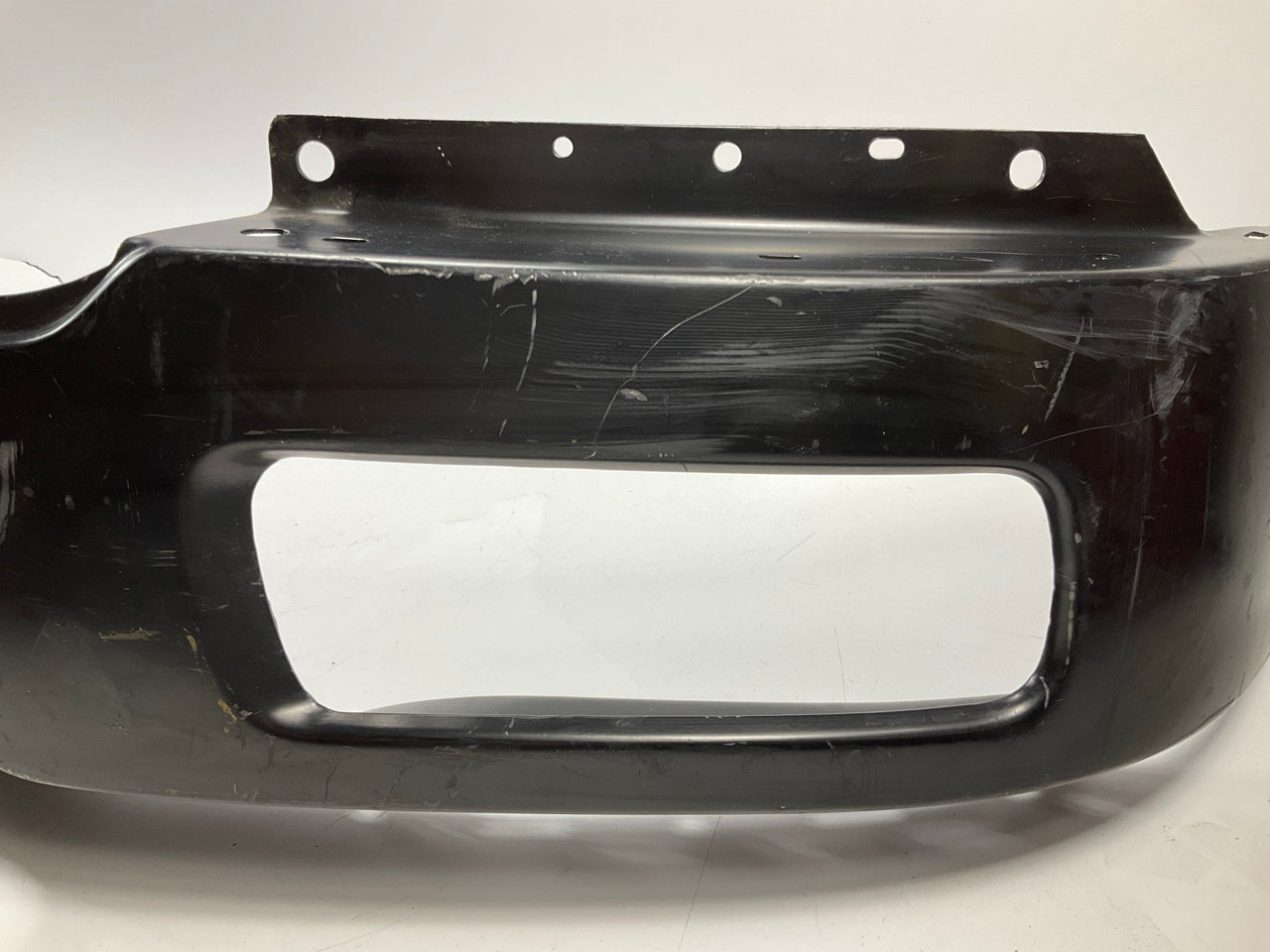 SCRATCHED SEE PHOTOS, Front Steel Bumper 2004-2006 Ford F-150 W/ Fog Light Holes