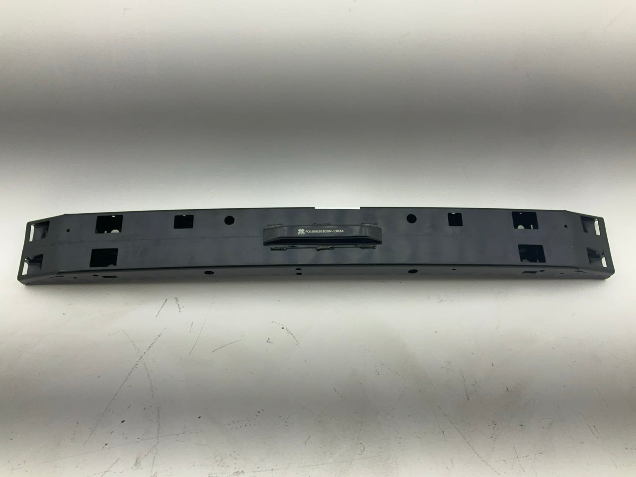 FO1006203DSN Front Bumper Impact Reinforcement Bar For 1996-2007 Ford Taurus