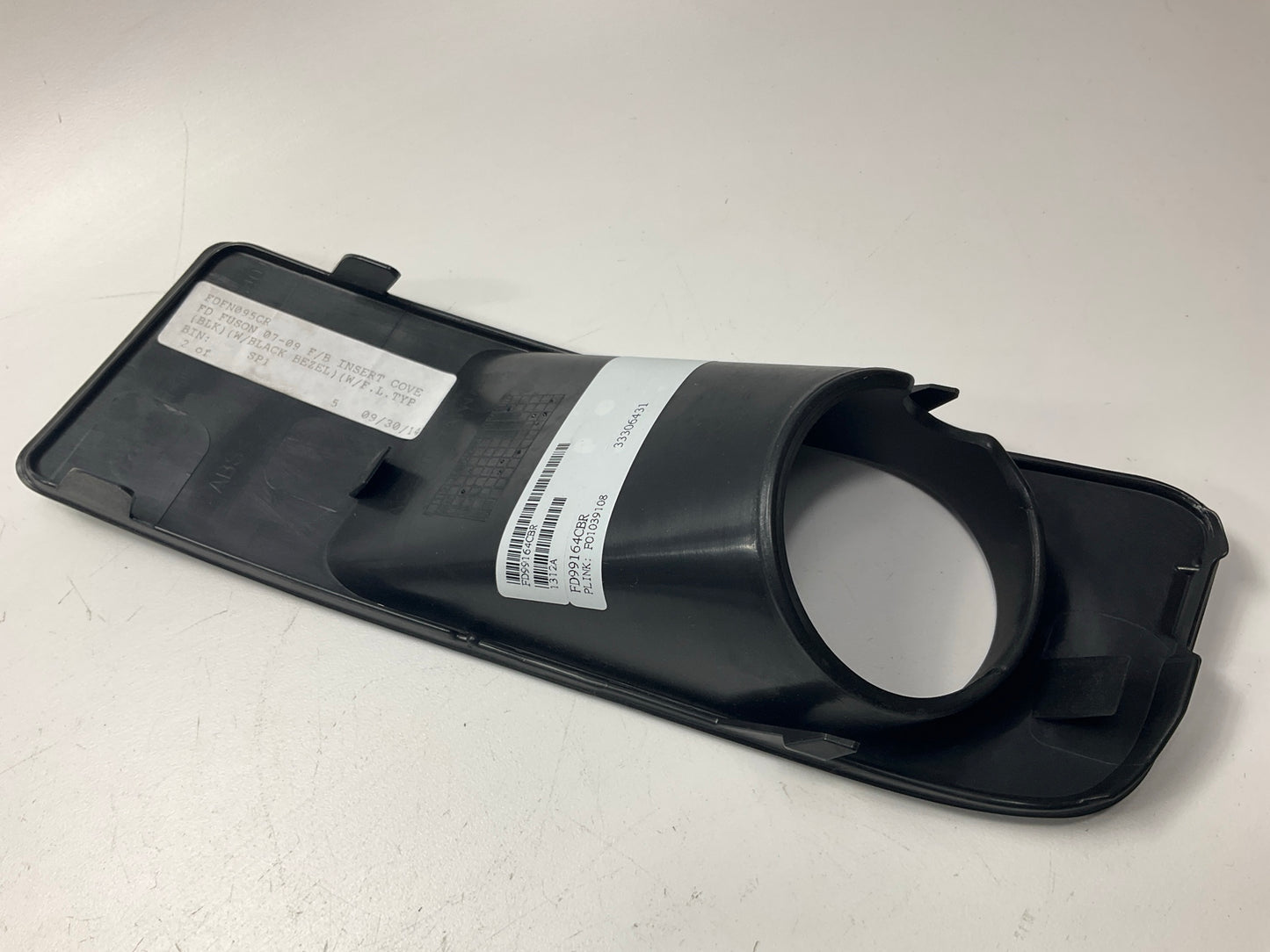 NEW AFTERMARKET FO1039108 Right Side Fog Light Cover For 2006-2009 Ford Fusion