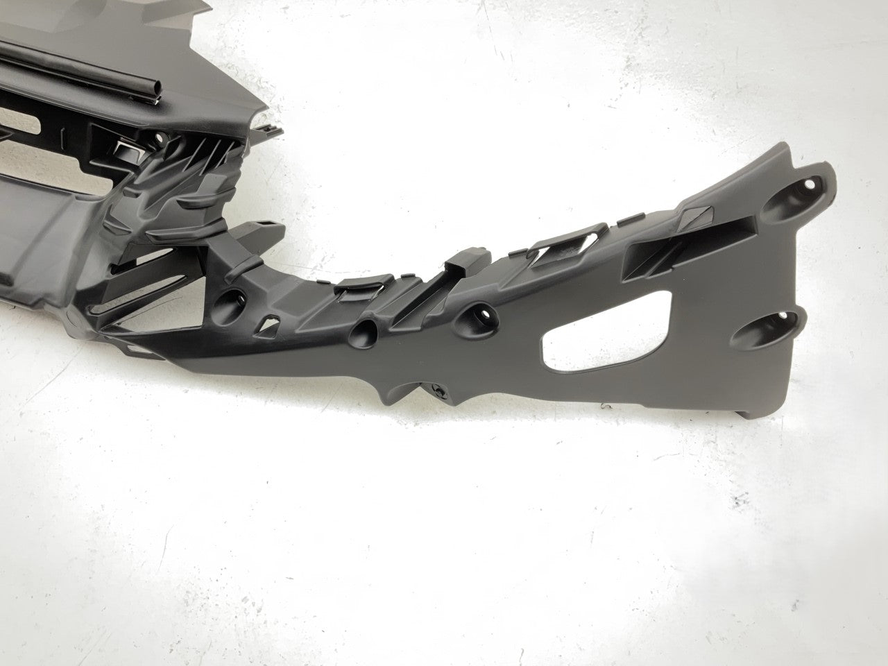 2012 2013 2014 Ford Focus Front Bumper Support Bracket FO1065105